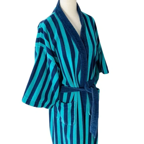 VINTAGE CLAYBROOKE Terrycloth Bathrobe - Picture 2 of 10